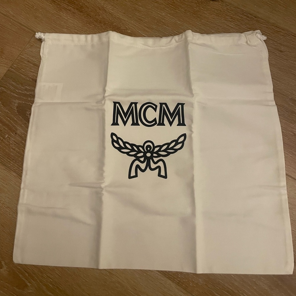Mcm dust cover bag